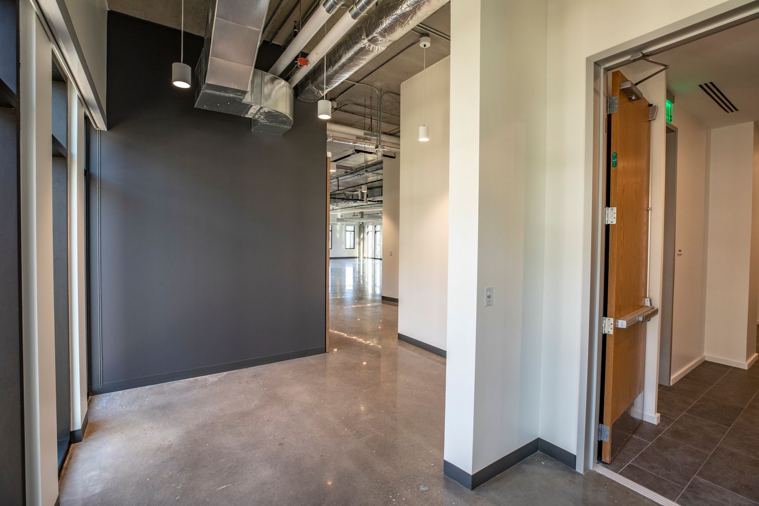 3rd Floor Sublease